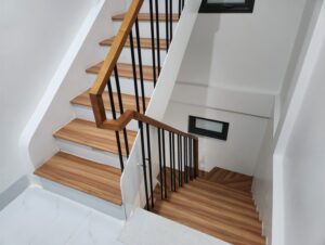 Mặt bậc cầu thang nhựa giả gỗ Hải Phòng