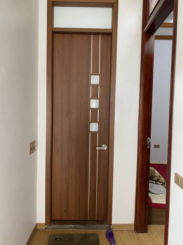mua cửa nhựa Composite